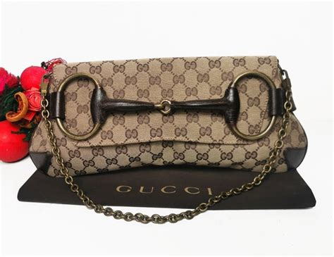 borsa gucci catena oro|Gucci Borsa a Spalla Horsebit Con Catena Media .